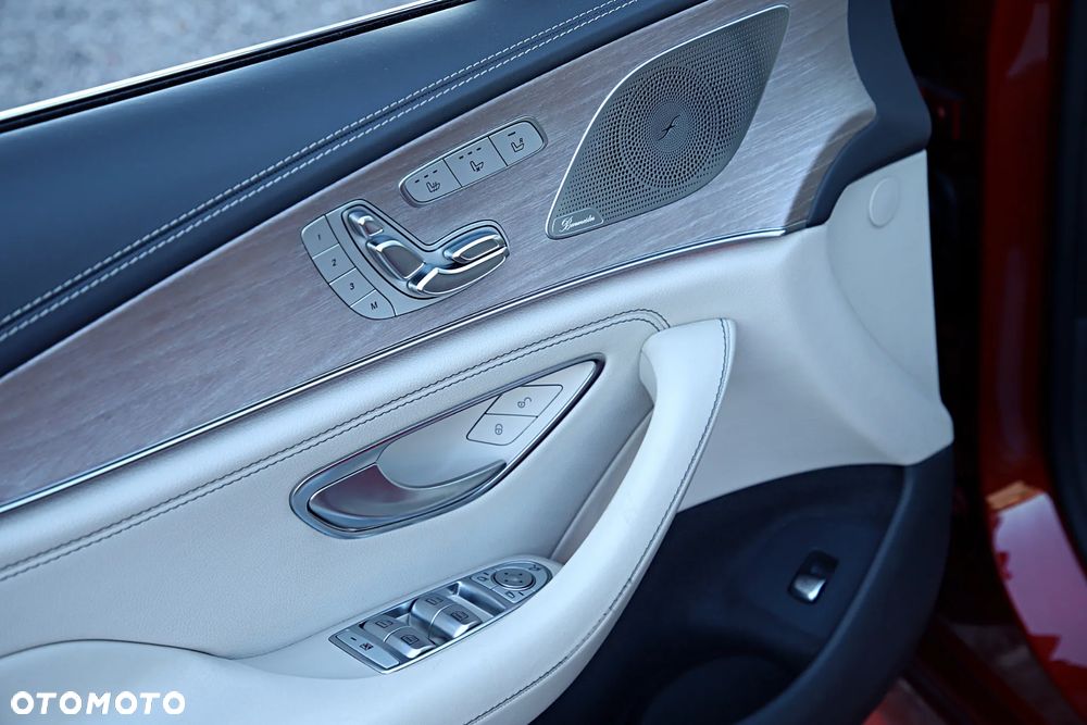 Mercedes-Benz CLS - 16