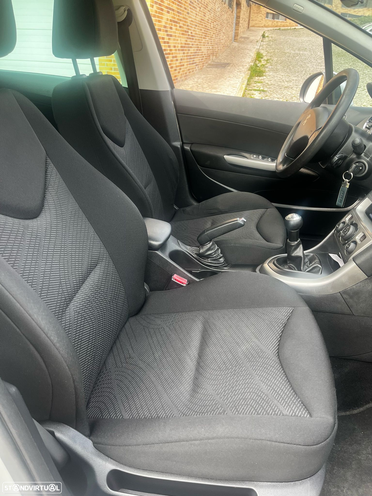 Peugeot 308 SW 1.6 HDi Allure J17 - 22