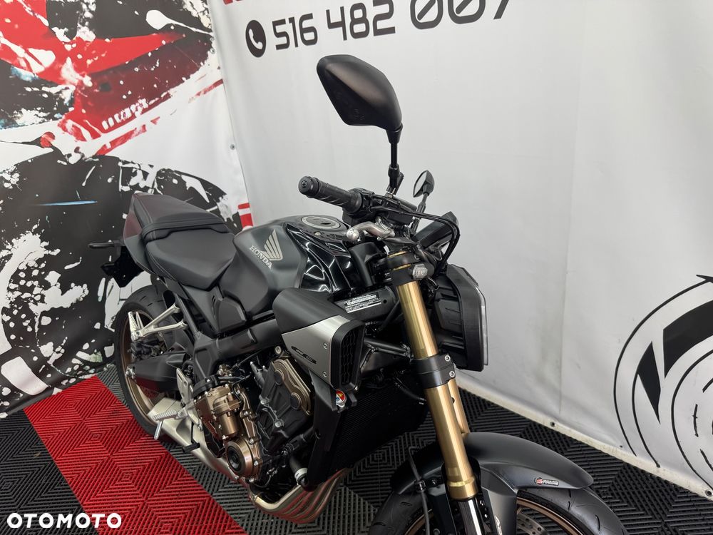 Honda CB - 33