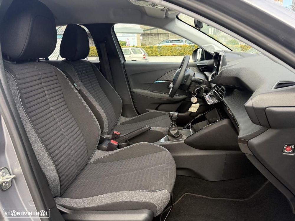 Peugeot 208 PureTech 100 Style - 32