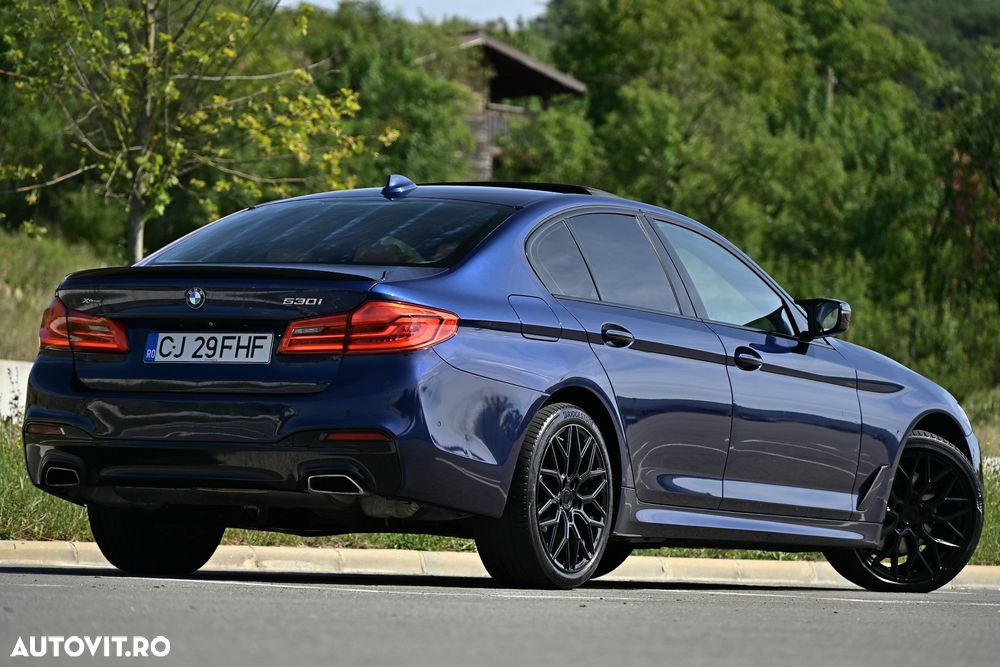 BMW Seria 5 530i xDrive Aut. - 4