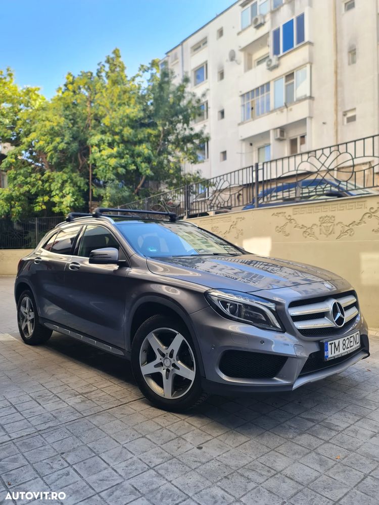 Mercedes-Benz GLA 220 d 4MATIC 7G-DCT AMG Line - 11