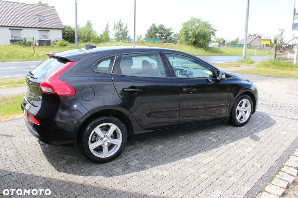 Volvo V40 T2 Summum - 8