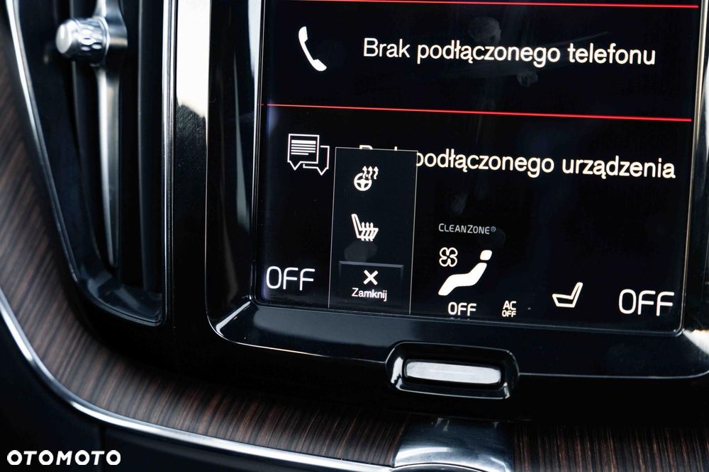 Volvo XC 60 T6 AWD Momentum - 34