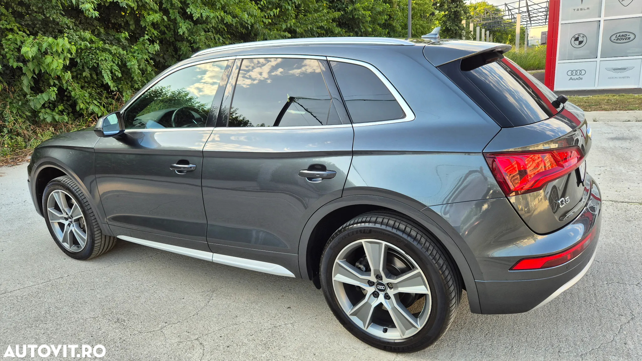 Audi Q5 2.0 40 TDI quattro S tronic Sport - 8