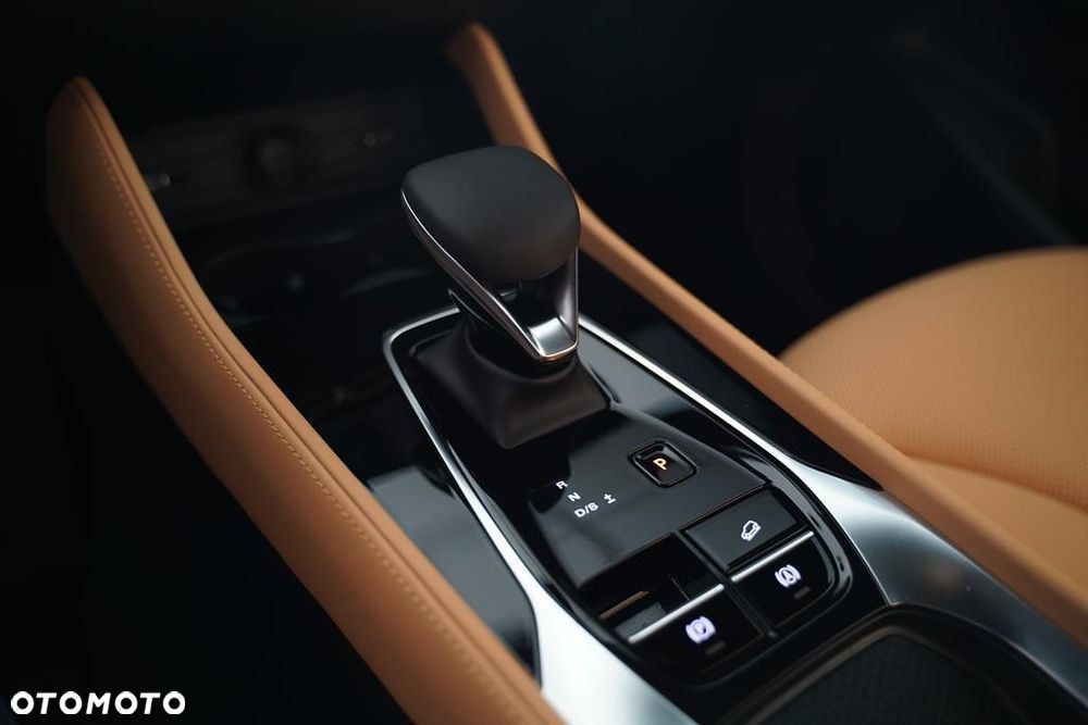 MG HS 1.5T HEV+ Exclusive - 17