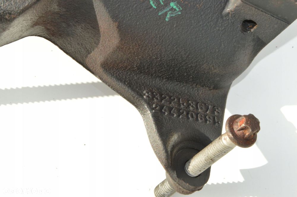 łapa silnika opel astrah zafira b vectrac 1.8 z18xer 24420695 - 2