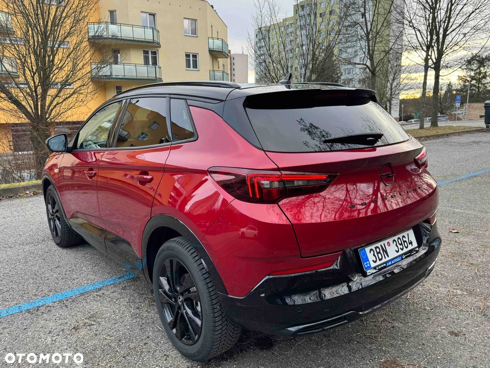 Opel Grandland 1.2 T GS Line S&S - 4