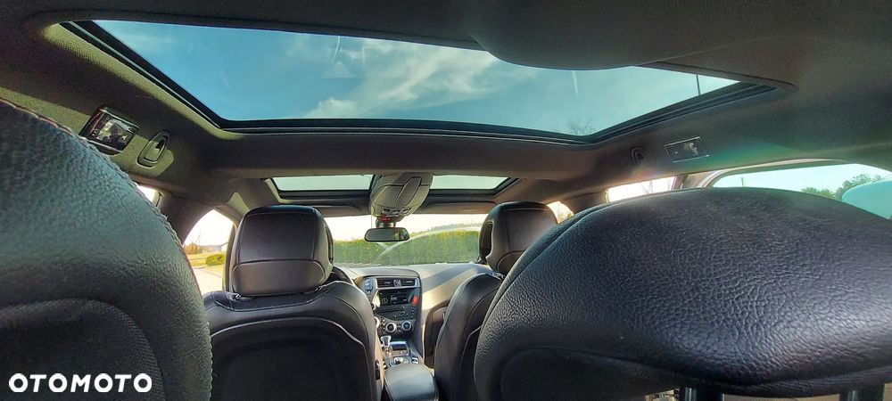 Citroën DS5 e-HDi 115 EGS6 Chic - 20