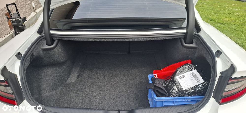 Dodge Charger 6.4 Scat Pack - 13