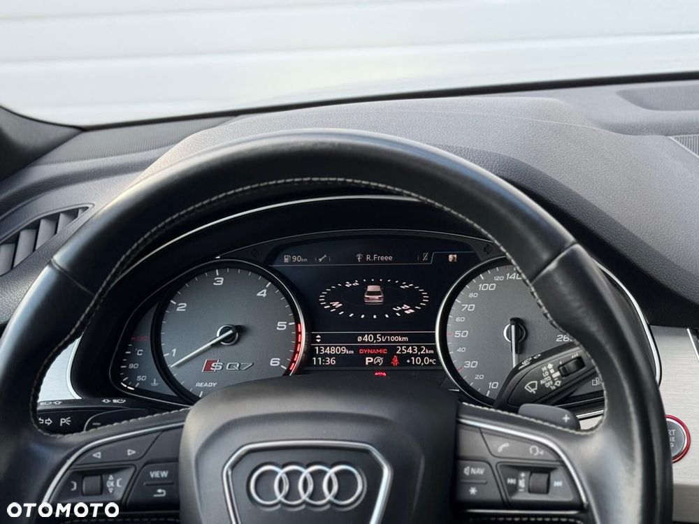 Audi SQ7 - 13
