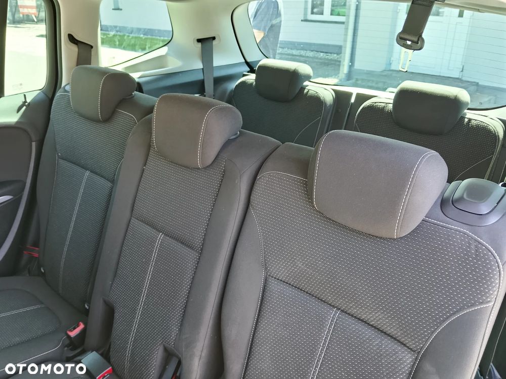 Opel Zafira - 13