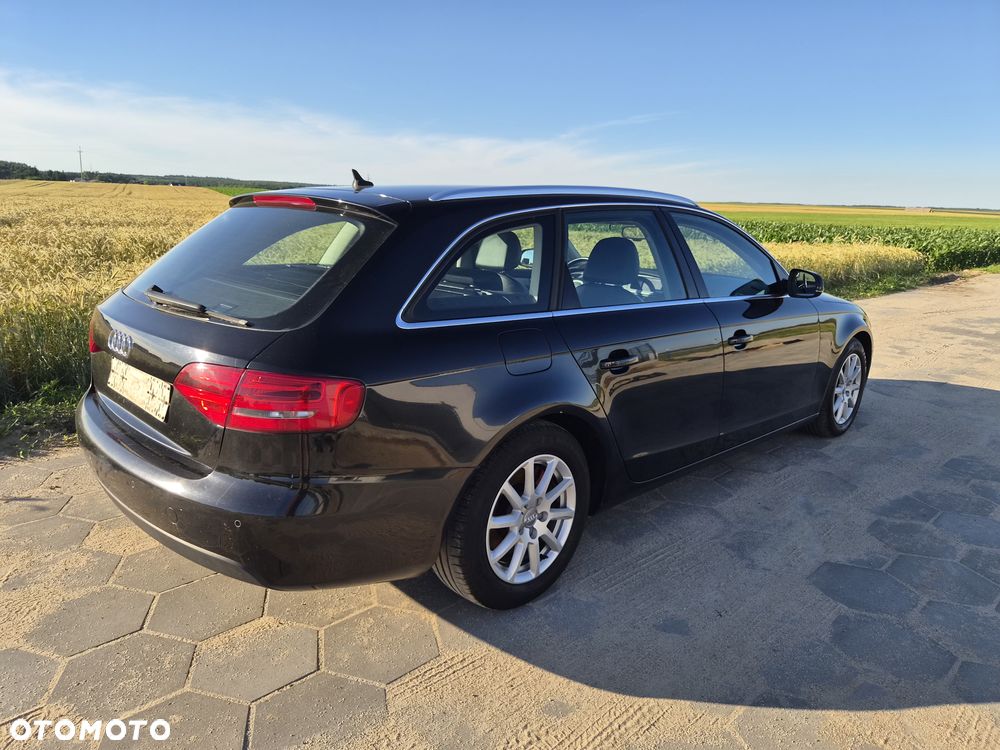 Audi A4 Avant 2.0 TDI - 4