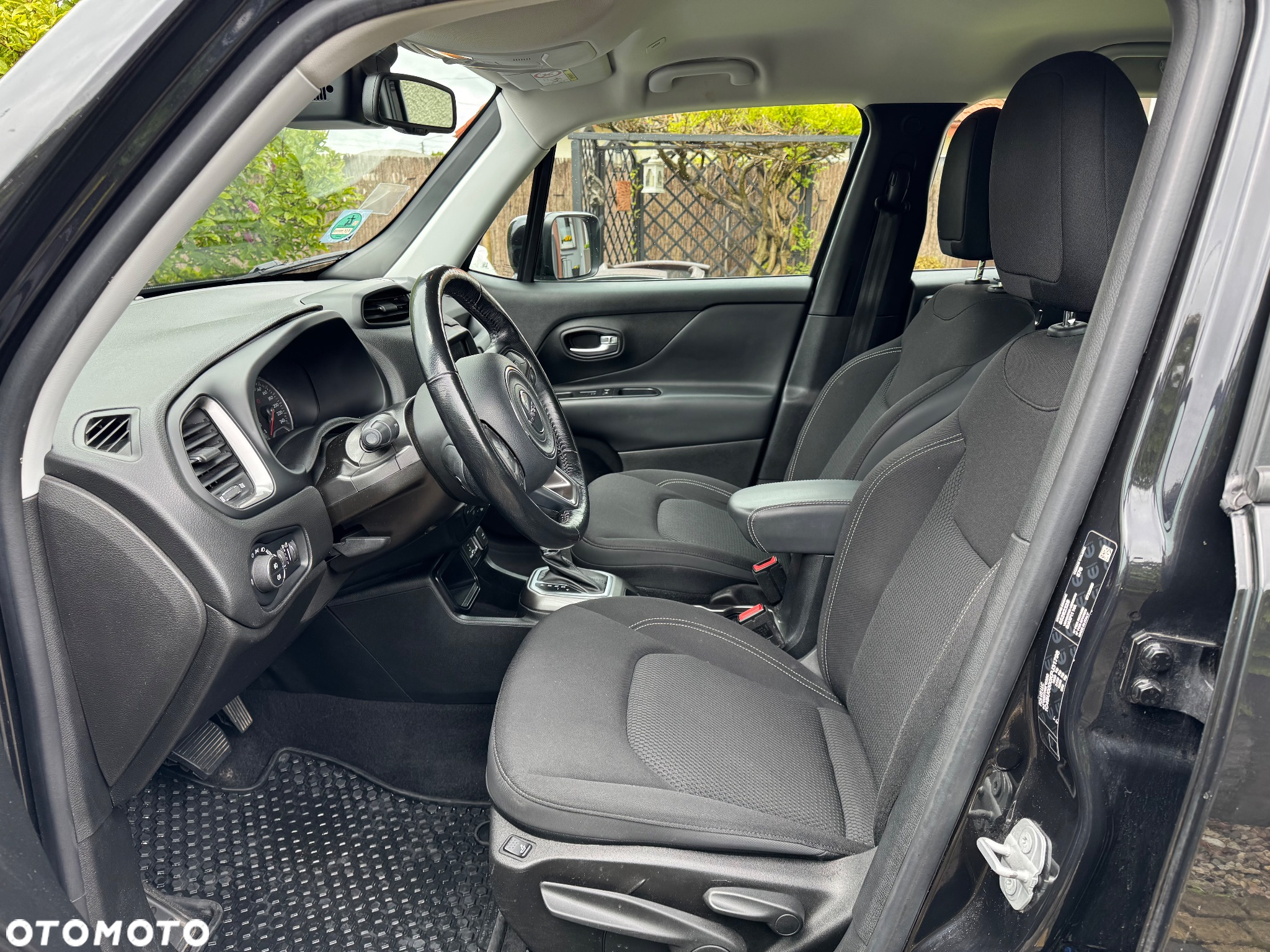 Jeep Renegade 1.3 GSE T4 Turbo Limited FWD S&S - 10