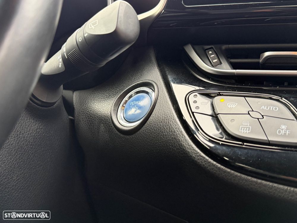 Toyota C-HR 1.8 HSD Exclusive+P.Luxury - 52