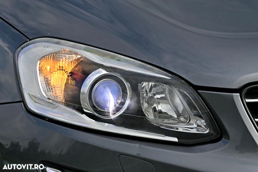 Volvo XC 60 D5 AWD Geartronic Summum - 16
