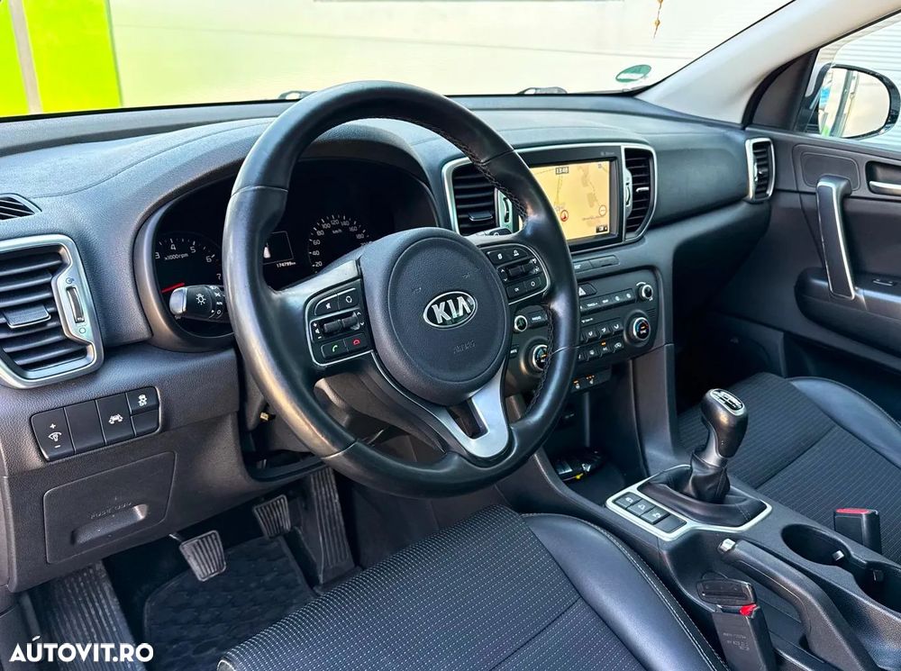 Kia Sportage 1.6 GDI 2WD ISG Spirit - 16