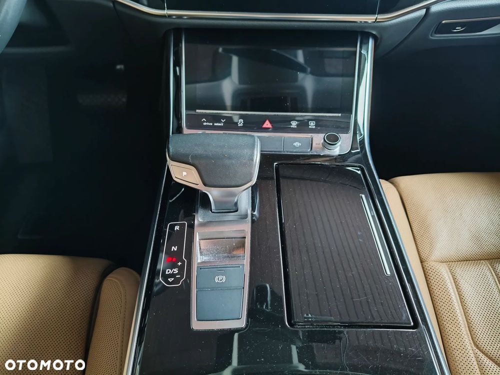 Audi A8 L 55 TFSI mHEV Quattro Tiptr - 18