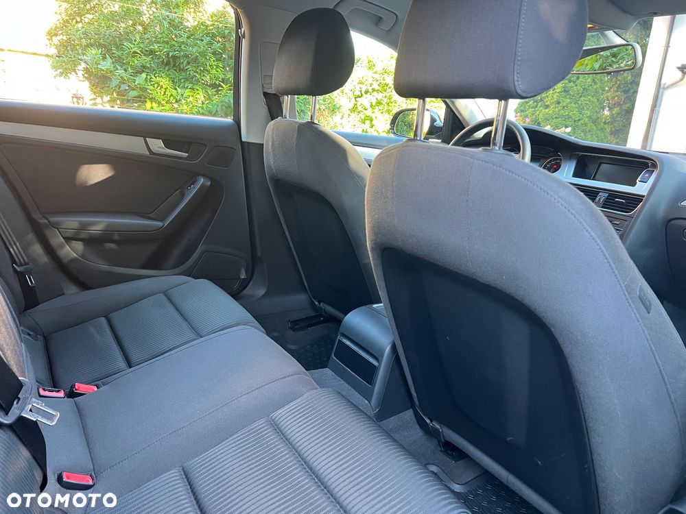 Audi A4 Avant - 10