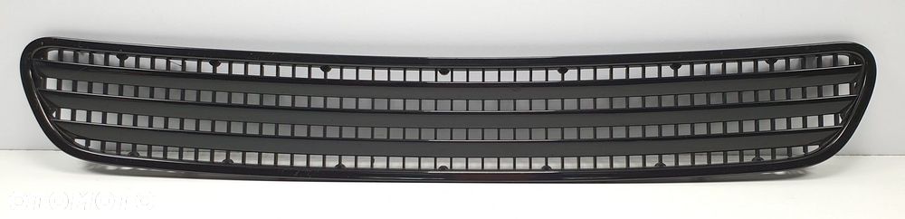 KRATKA WLOT ATRAPA MASKI BMW 7 E65 - 1