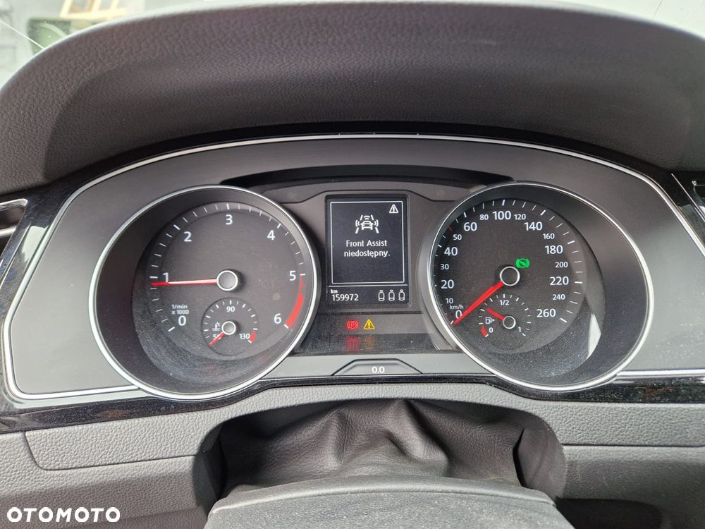 Volkswagen Passat 2.0 TDI Business DSG - 14