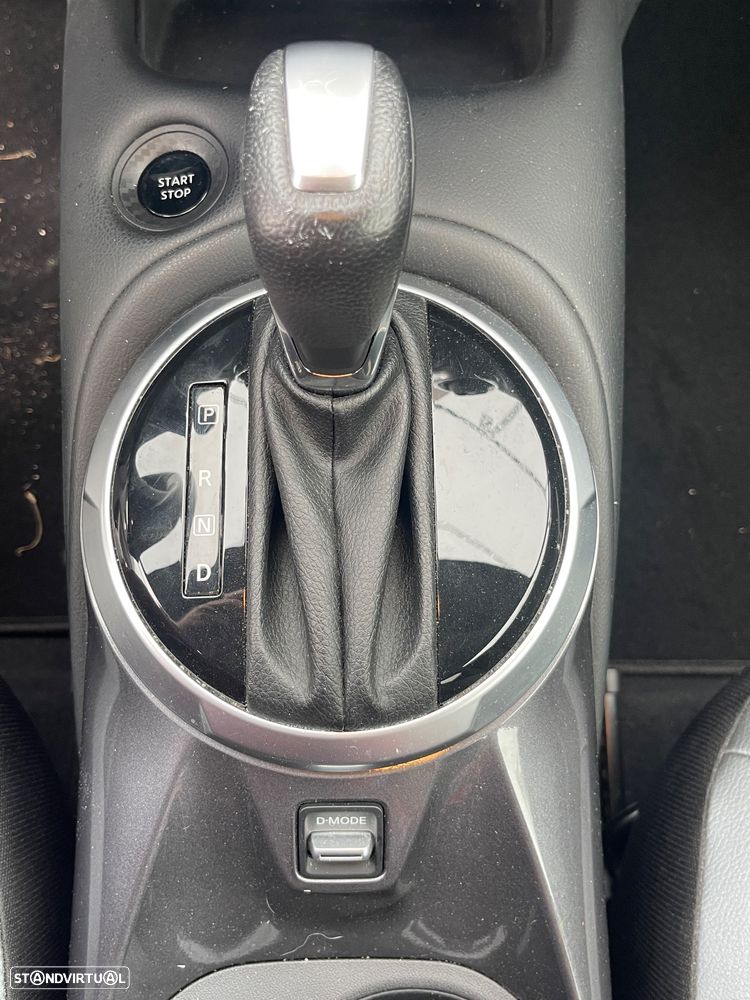 Nissan Juke 1.6 Hybrid N-Connecta Two Tone - 23