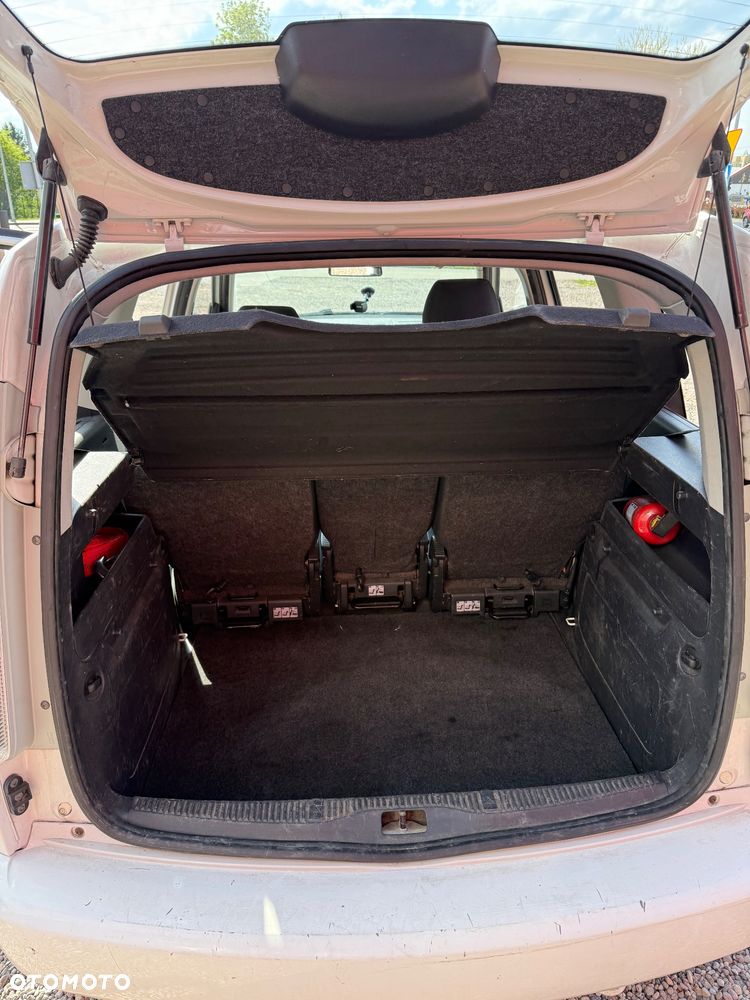 Skoda Roomster 1.6 TDI DPF Active - 12