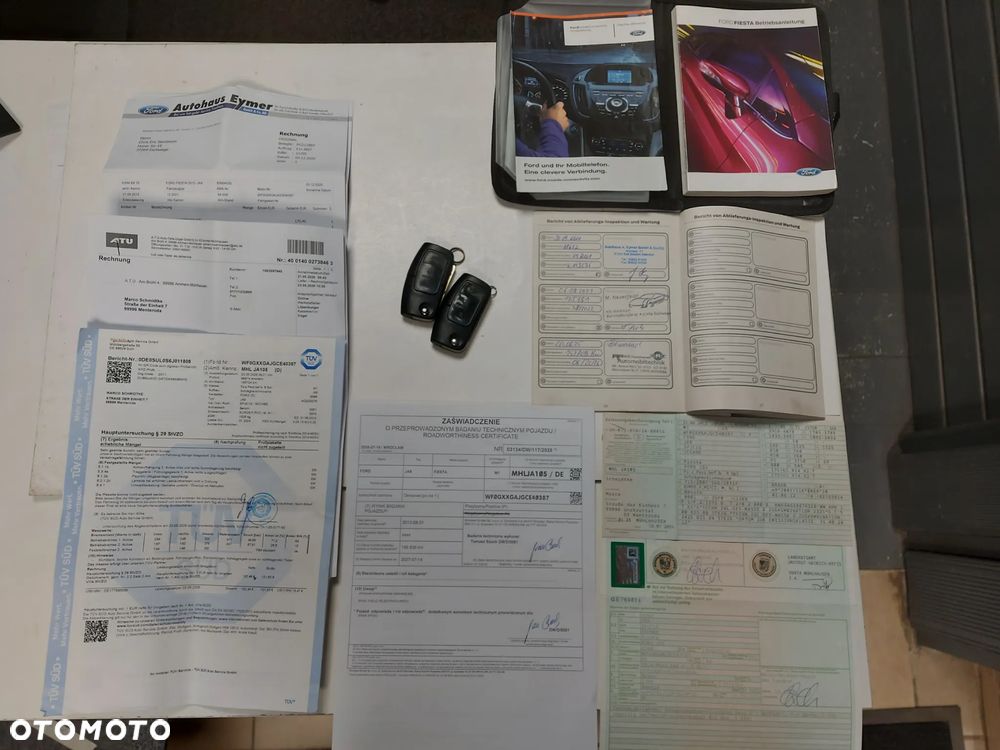 Ford Fiesta 1.4 Autom Champions Edition - 3