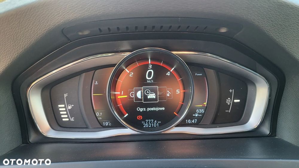 Volvo S60 D4 Drive-E R-Design Momentum - 11