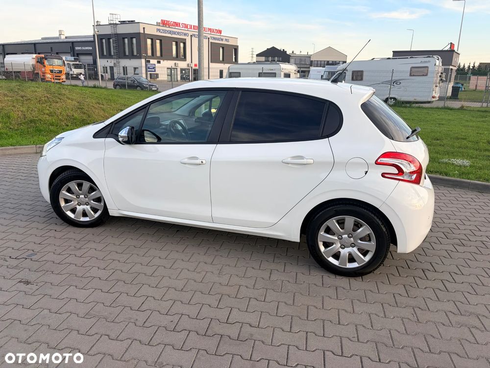 Peugeot 208 1.2 PureTech Style - 2