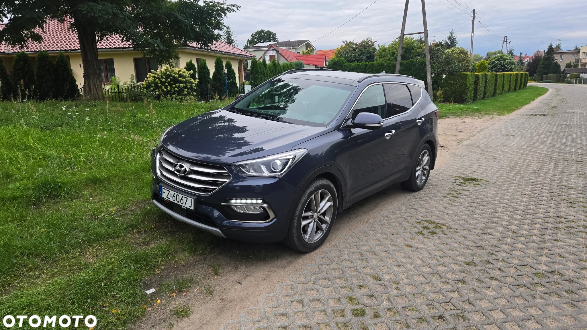 Hyundai Santa Fe 2.0 CRDi Premium 4WD - 2