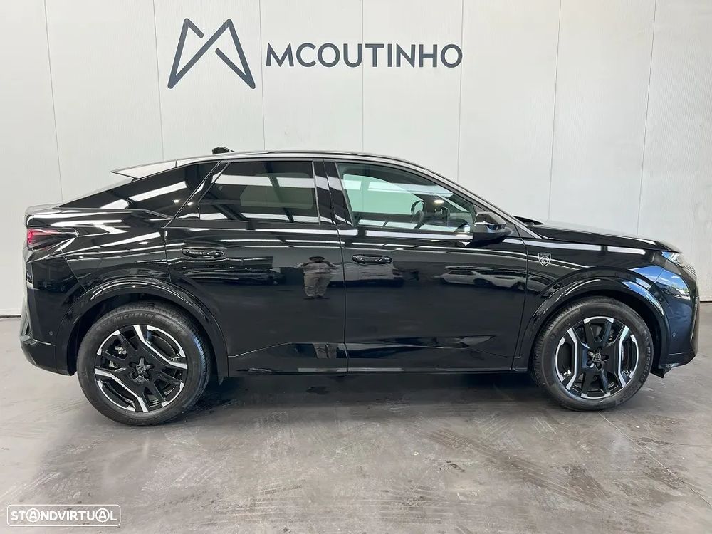 Peugeot E-3008 73 kWh GT - 8
