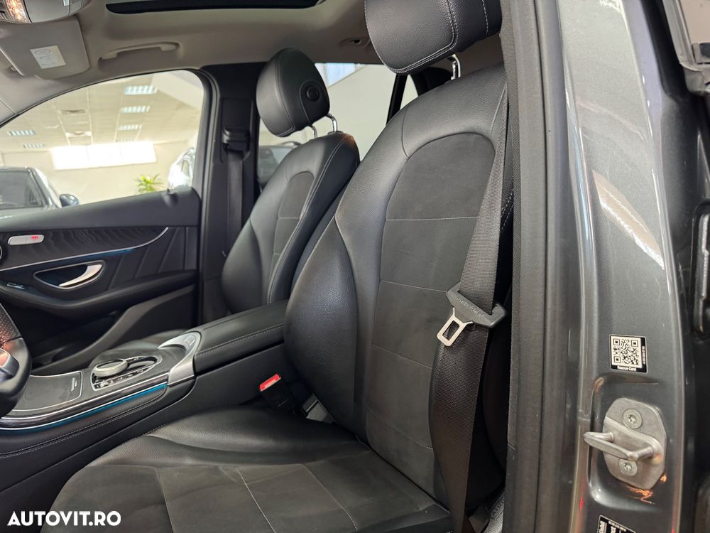 Mercedes-Benz GLC 350 e 4Matic 7G-TRONIC AMG Line - 25