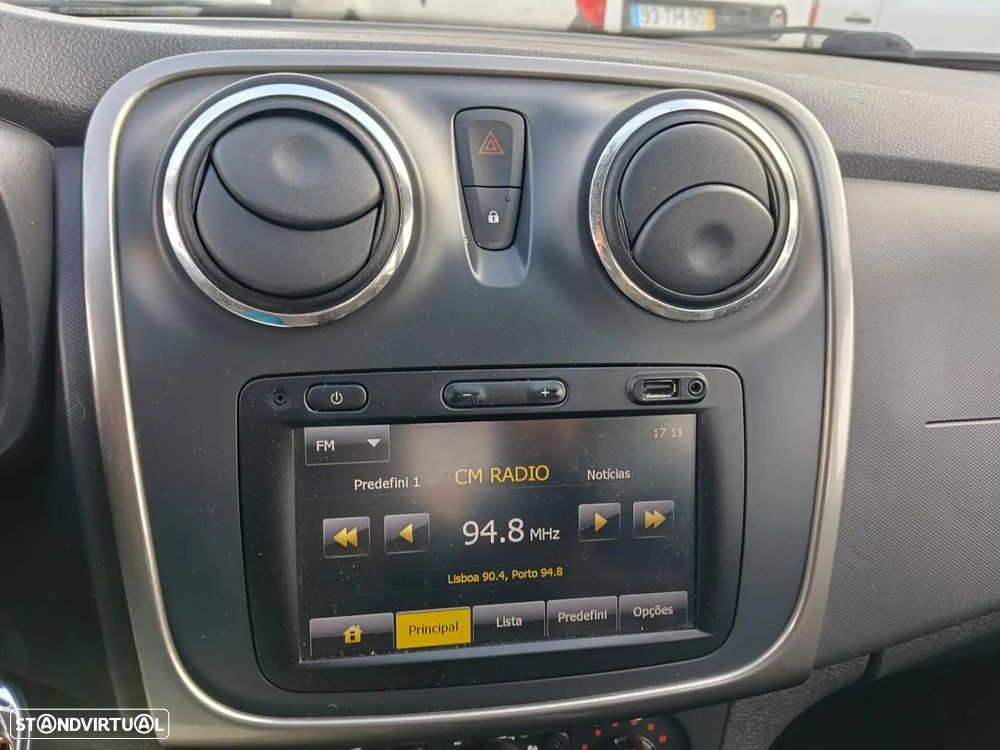 Dacia Sandero 1.5 dCi Stepway - 14