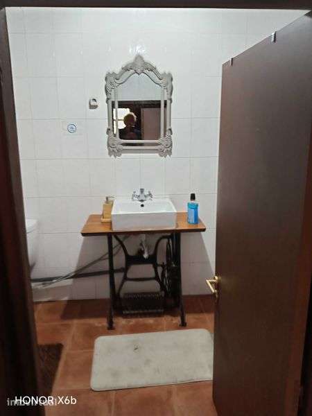 Arrenda-se pequeno apartamento - Grande imagem: 2/8