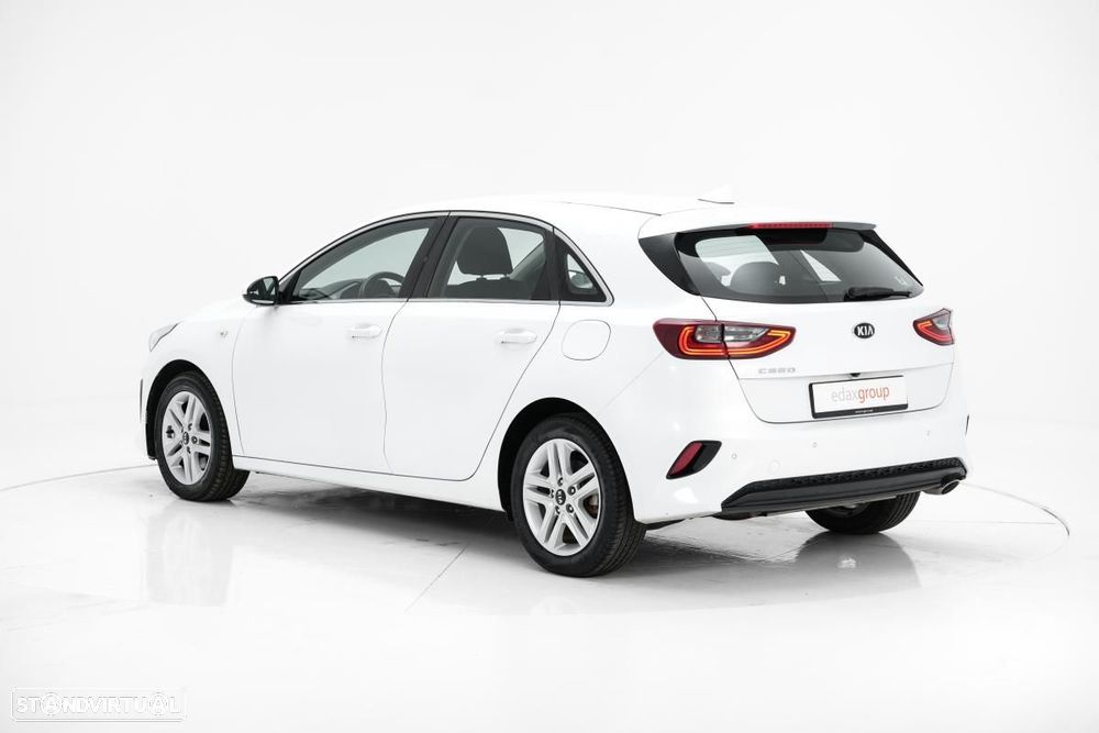 Kia Ceed 1.0 T-GDI Urban - 4
