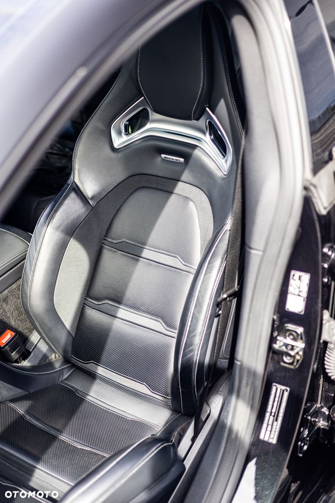 Mercedes-Benz AMG GT 43 4-Matic+ - 10
