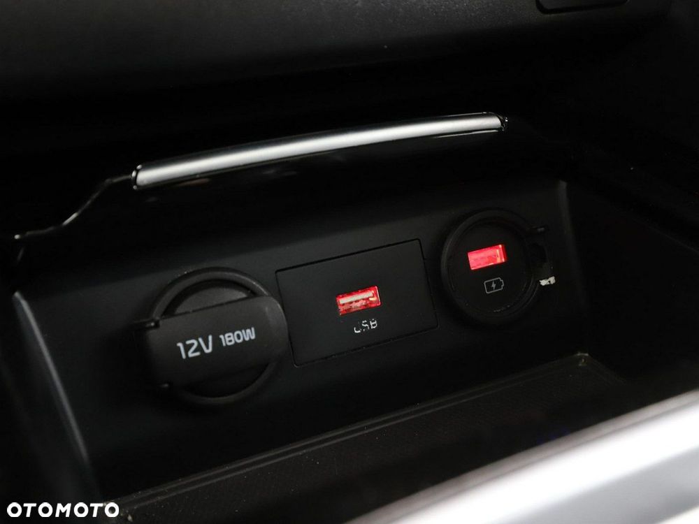 Kia XCeed 1.6 T-GDI OPF DCT7 PLATINUM EDITION - 28