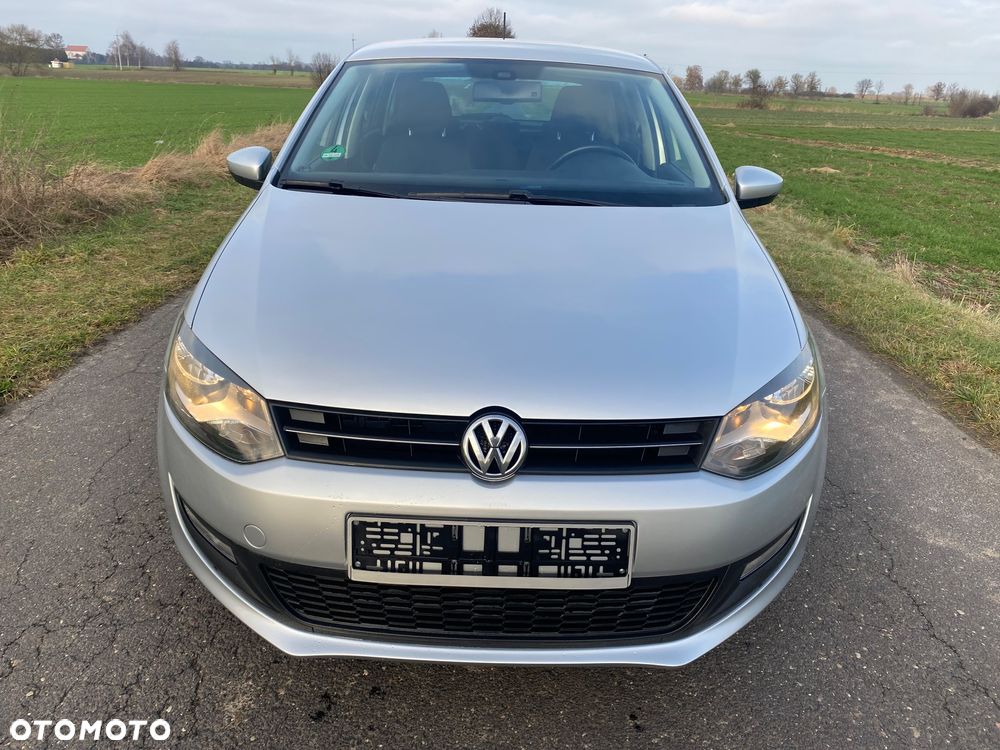 Volkswagen Polo - 2