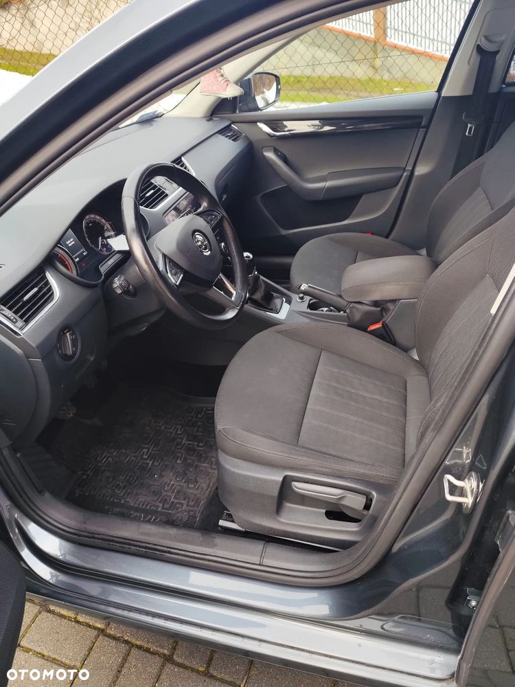 Skoda Octavia 1.5 TSI ACT Style - 12