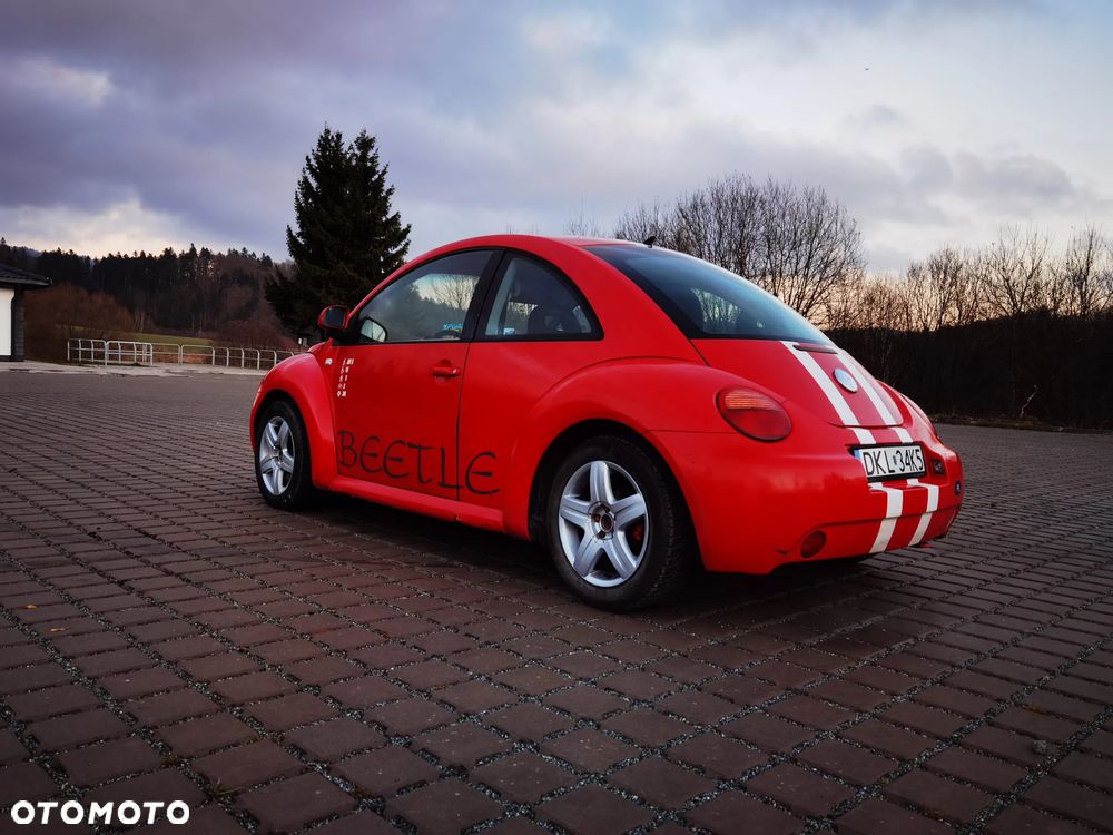 Volkswagen New Beetle - 11
