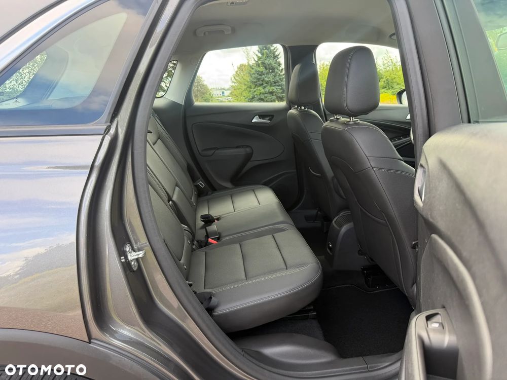 Opel Crossland 1.2 T Elegance - 32