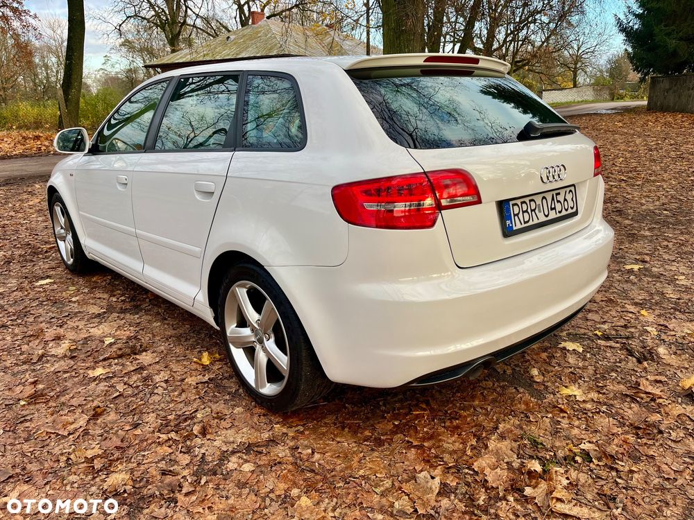 Audi A3 Sportback ver-1-6-tdi-sportback-clean-diesel-s-line-sportpaket - 5