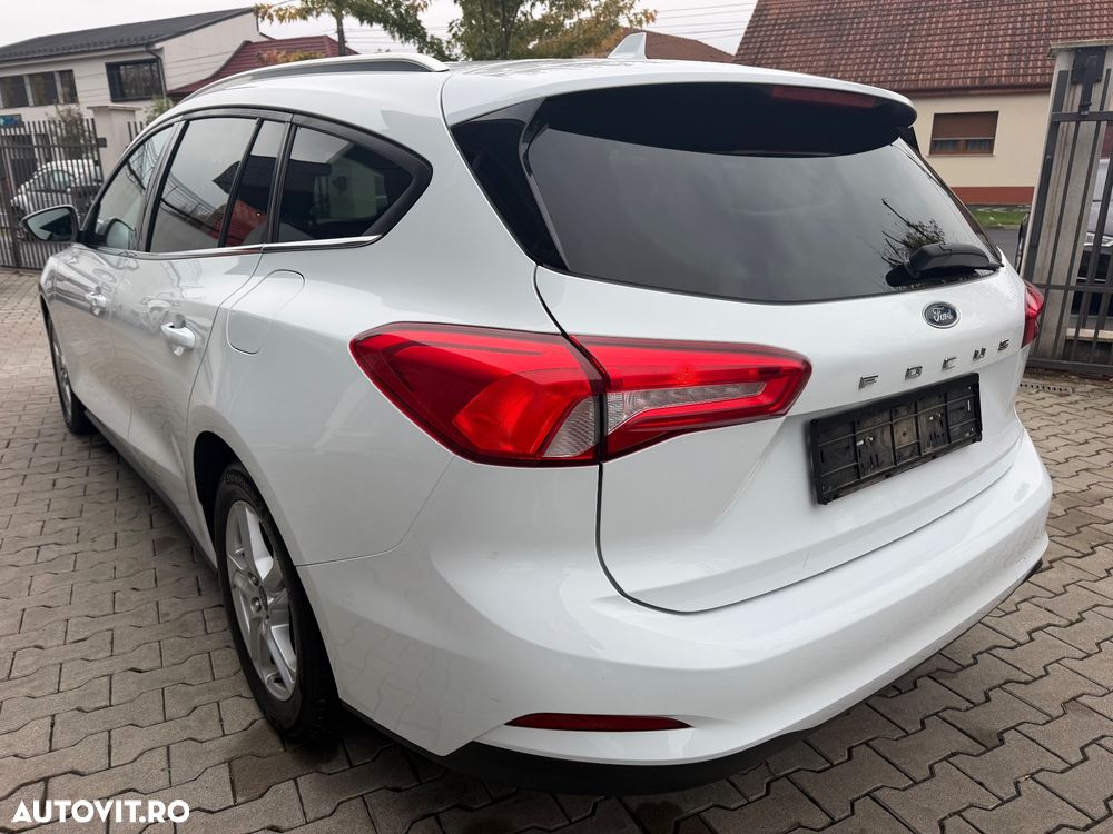 Ford Focus 1.5 EcoBlue Active - 4