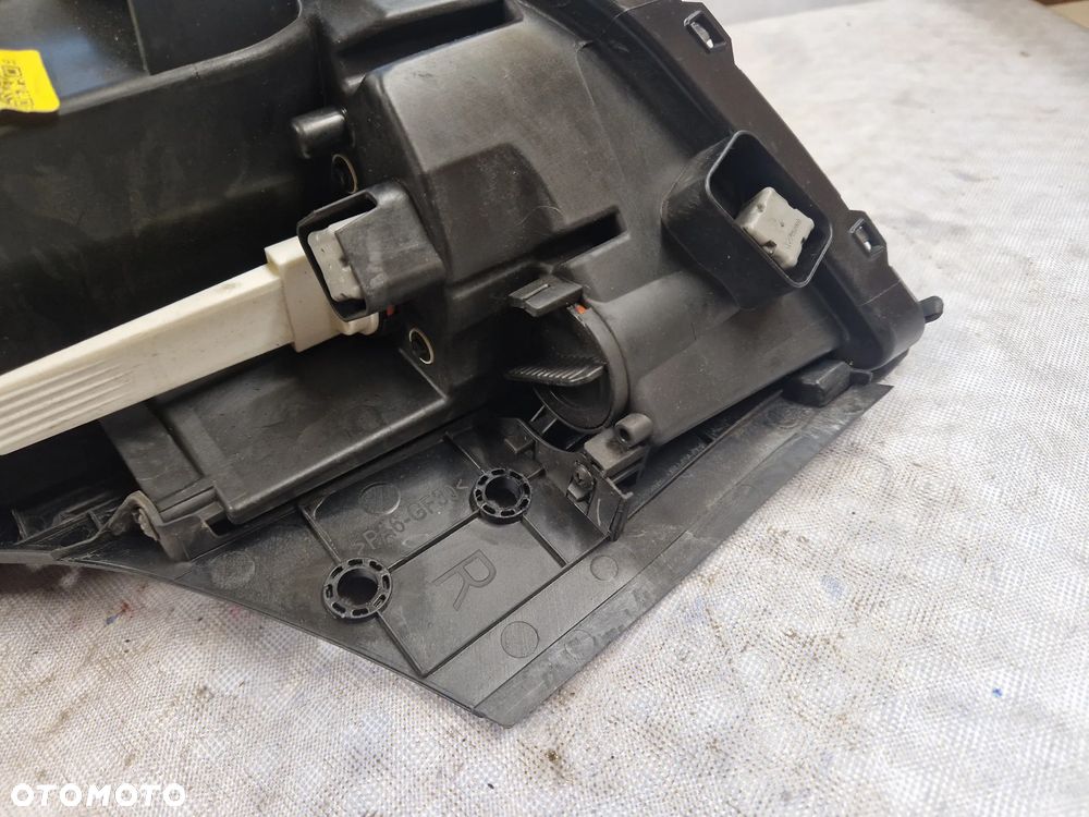 Hyundai Tuscon III Lift Lampa Prawa Soczewka + LED - 14
