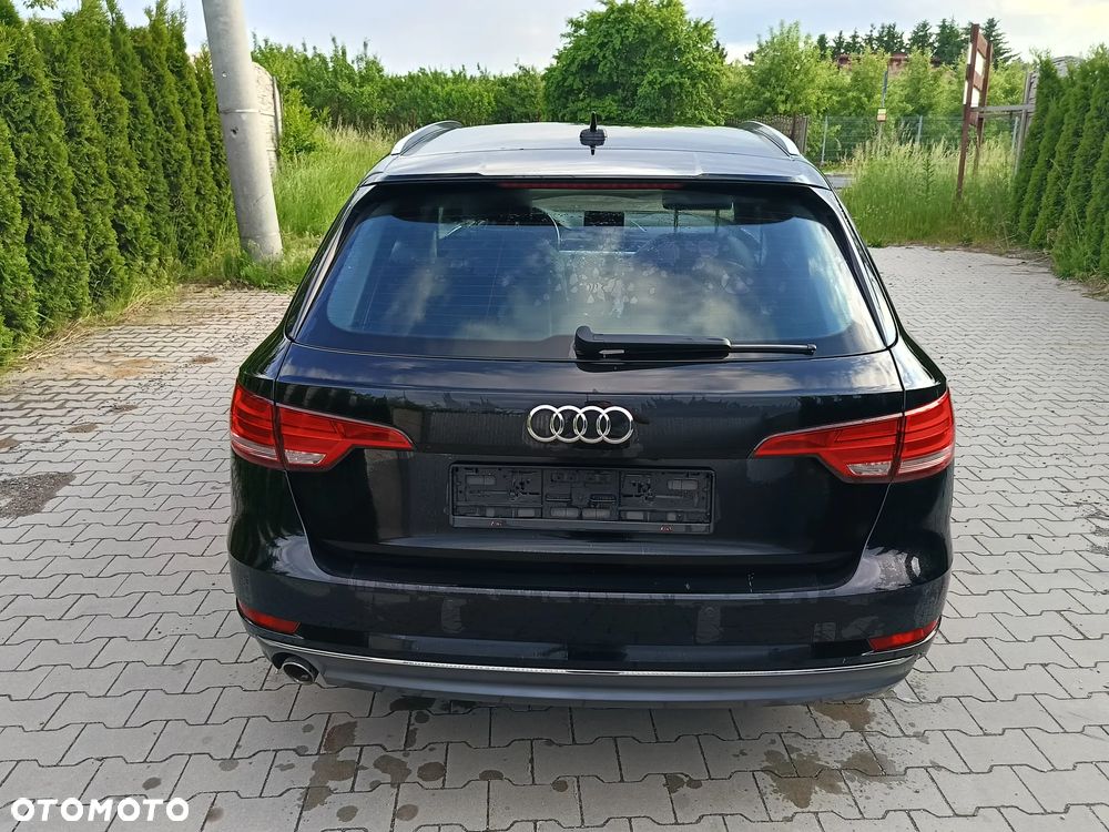 Audi A4 Avant 2.0 TDI ultra S tronic - 6
