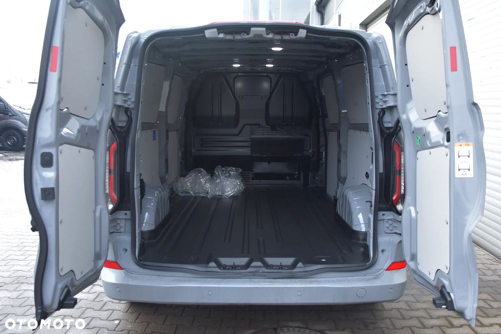 Ford Transit Custom - 10