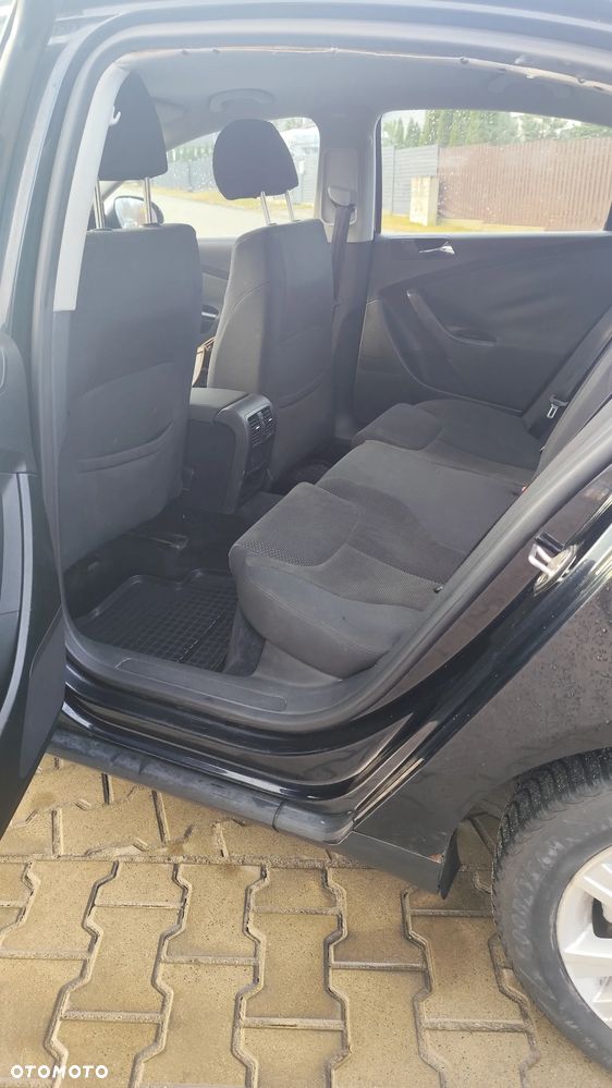 Volkswagen Passat - 7