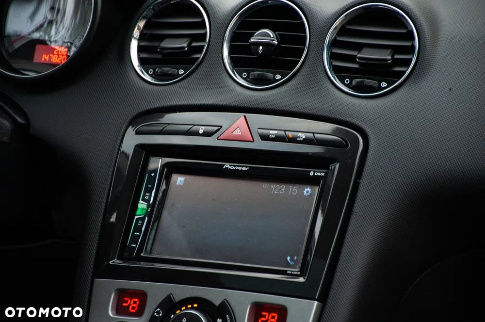 Peugeot 308 1.6 Premium Plus - 33