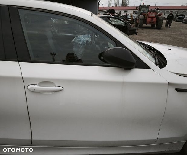 BMW 1 E87 09r 5D DRZWI PRAWY PRZÓD PRAWE PRZEDNIE GOŁE ALPINEWEISS 3 - 1